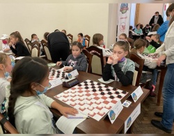 Молодежный чемпионат мира по стоклеточным шашкам