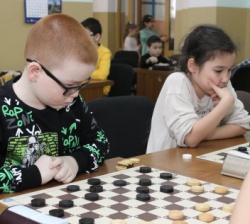 Завершилось Первенство Республики Башкортостан по стоклеточным шашкам среди юношей и девушек до 11 лет