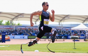 438 Спортсменов-инвалидов